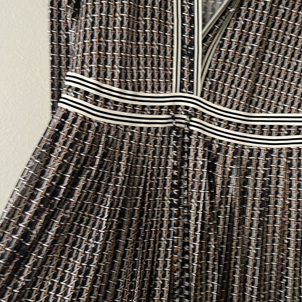 Tory Burch button down dress - Picture 3 of 5